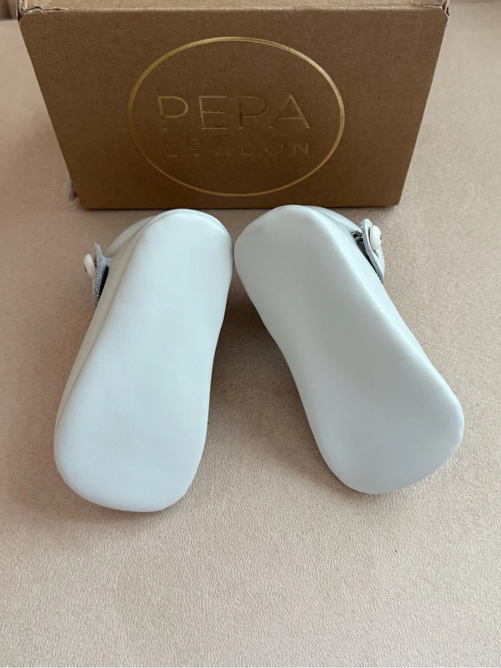 Pepa London Ivory T-Bar Leather Pram Shoes EU 18 Baby Christening Wedding